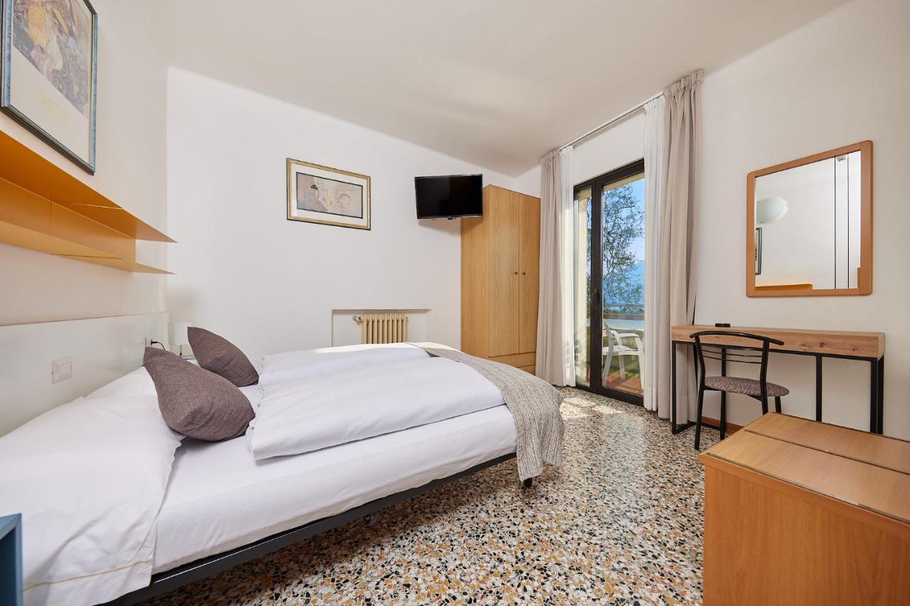 Hotel Rosemarie Limone sul Garda Exterior photo
