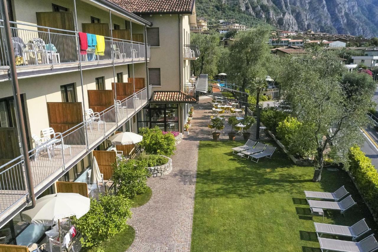 Hotel Rosemarie Limone sul Garda Exterior photo